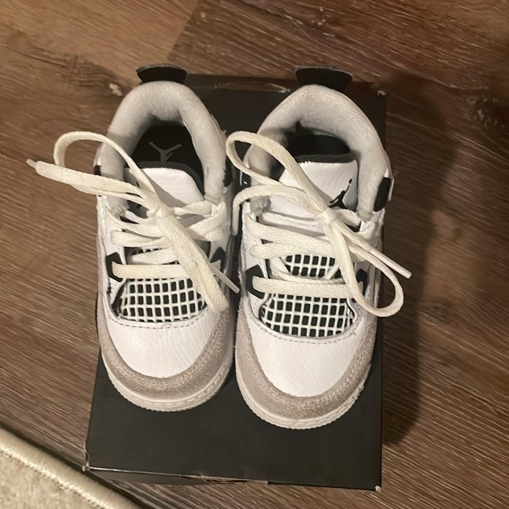 Jordan 4s military black - Picture 3 of 6